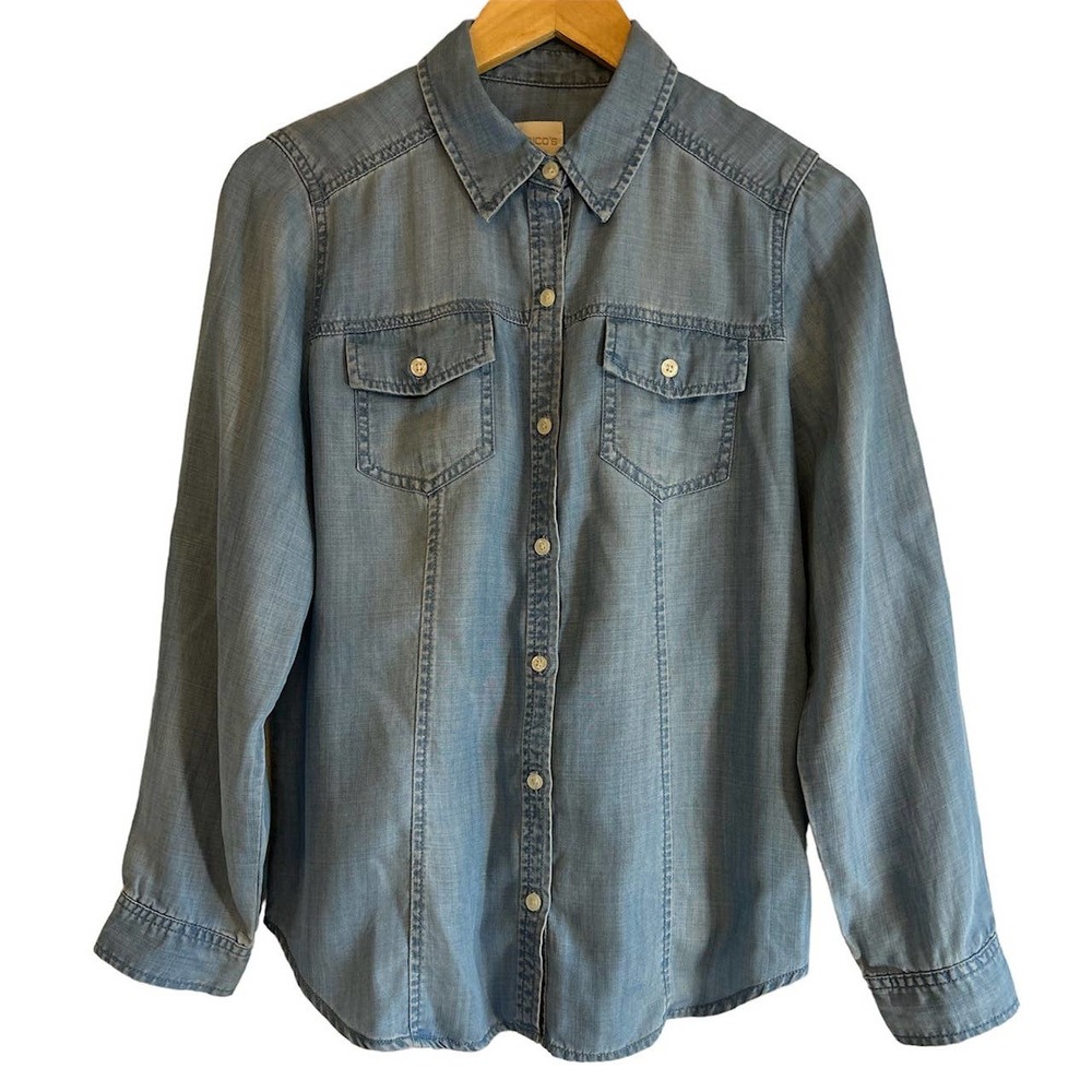 Chico’s Women’s Size 0 US/Small Blue Chambray‎ Button Up Shirt